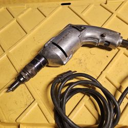 Rockwell Screw gun 