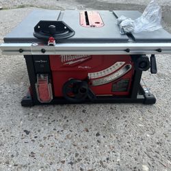 Milwuakee Fuel M18 8 1/4in Table Saw (no Fence) 