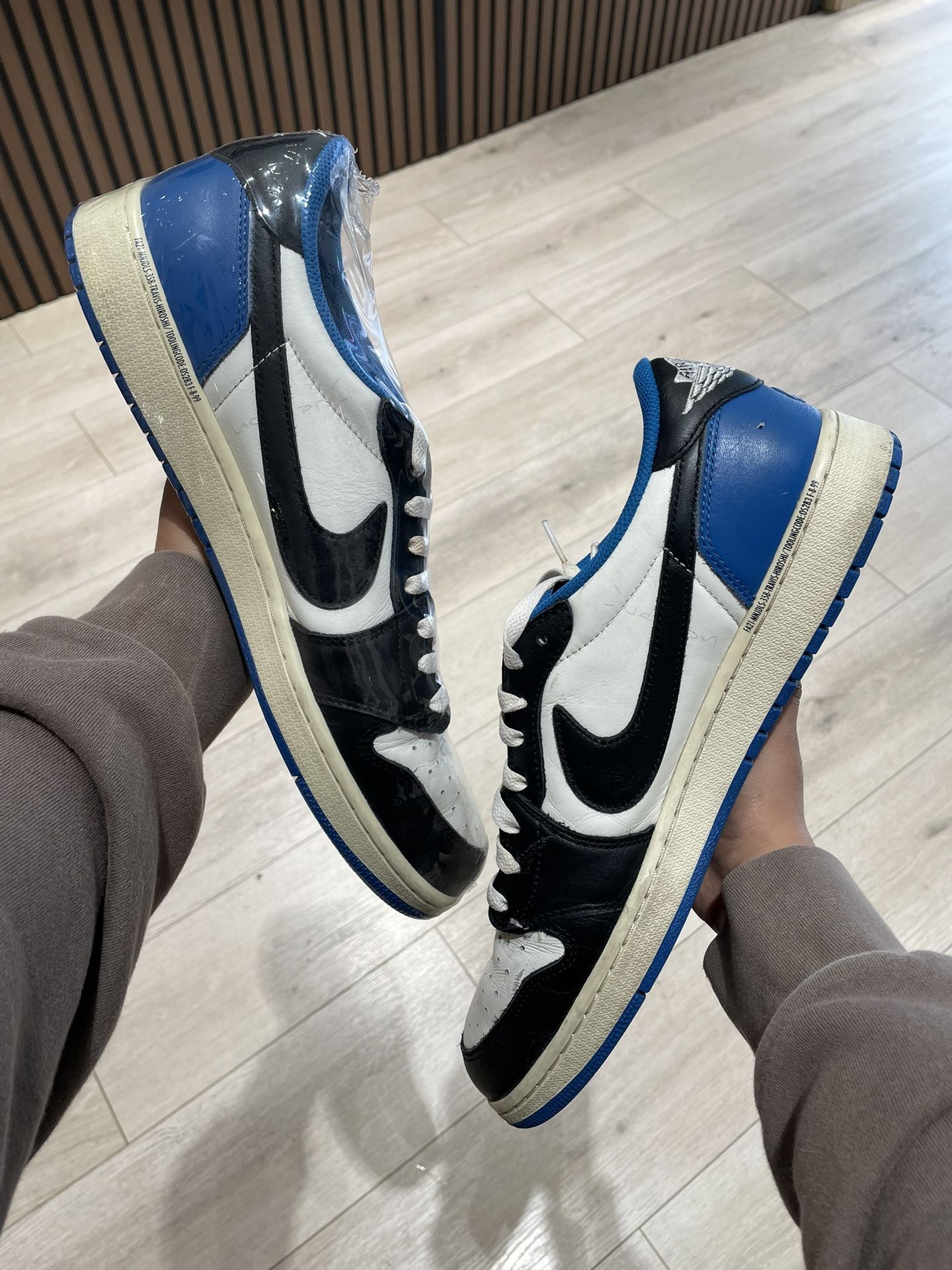 PREOWNED Jordan 1 Low OG SP Fragment x Travis Scott White/Black 