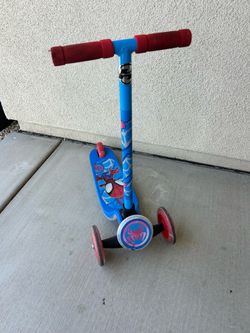 Spider-Man scooter