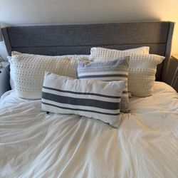 Queen Storage Bed Frame – Light Grey, Lift-Up Hydraulic Storage