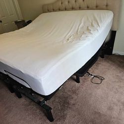 King Bed/ Romotes 