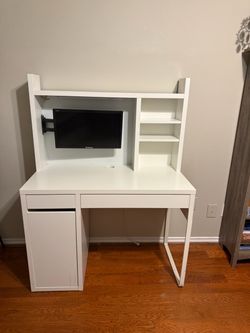 White Desk