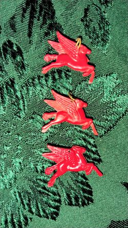 Flying Horse ca Plastic Pegasus Charms