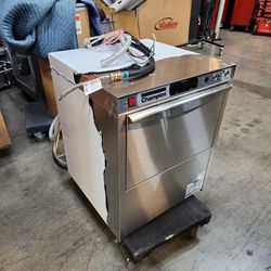Under counter dish washer
