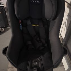 Nuna RAVA convertible car seat