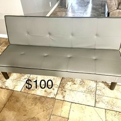 Gray Futon 