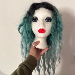 MED AMBRE WIG