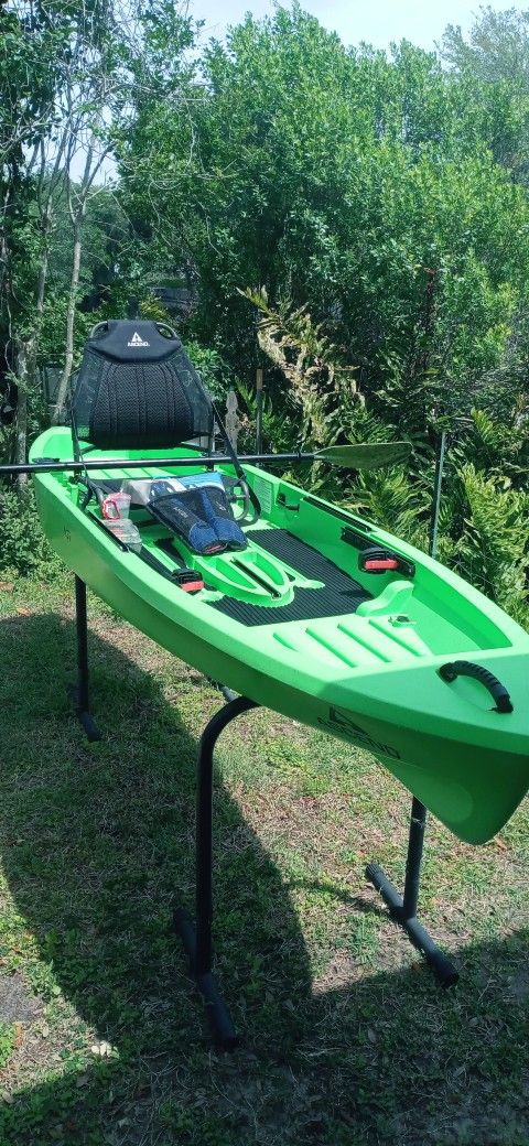 Ascend 10ft Fishing Kayak