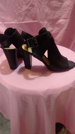 Gianni Bini beautiful black sandals size 11