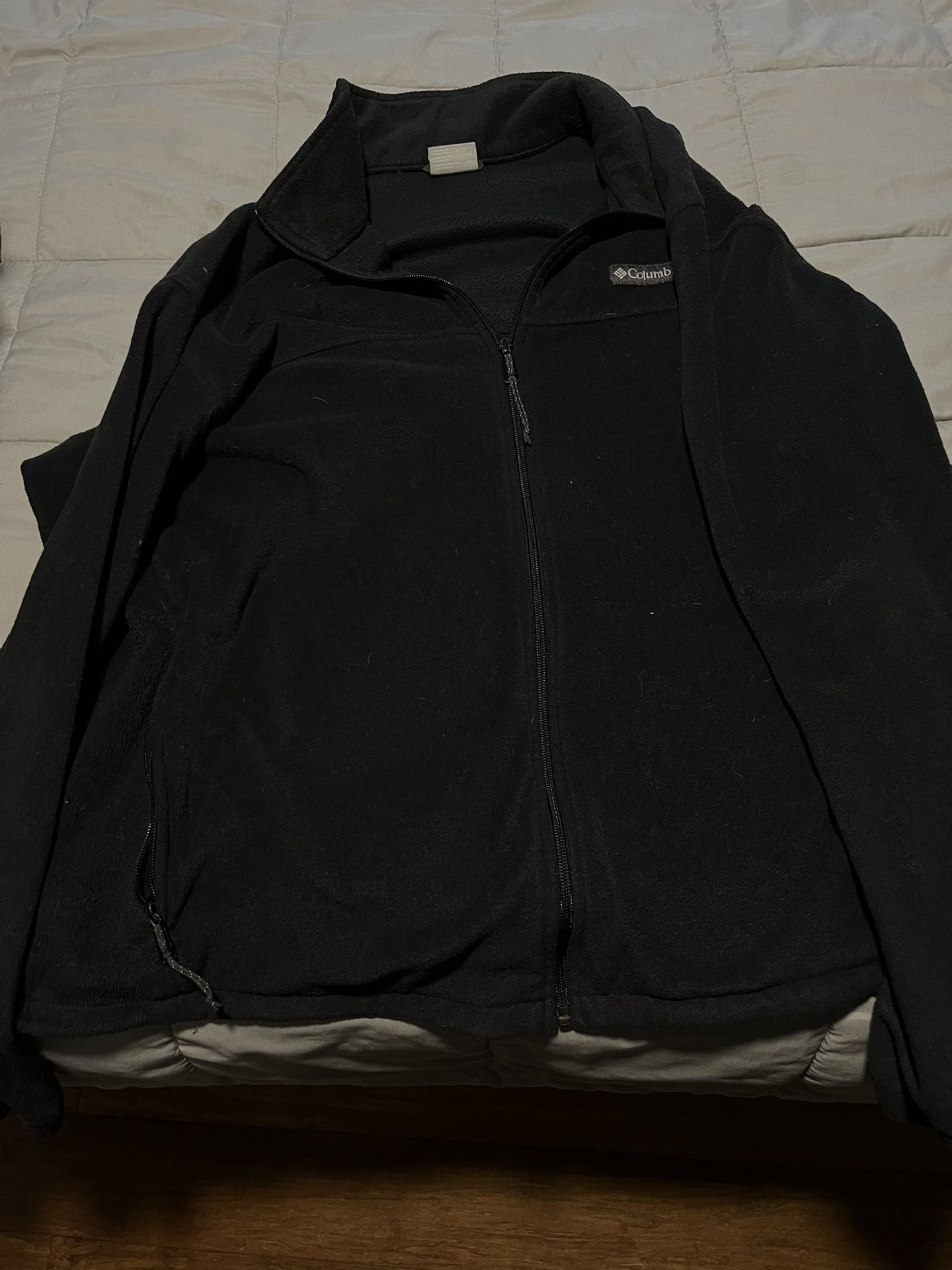 columbia zip up fleece 