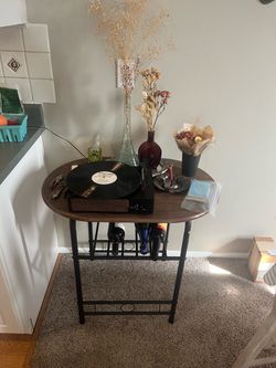 Liquor table