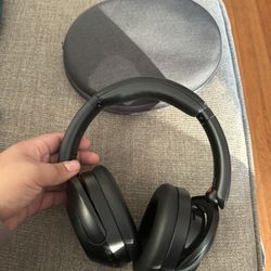 Sony WH-XB910N