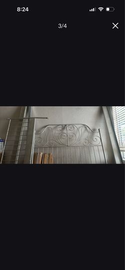Bed frame & mattress