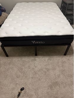 Full‑Size Vantto Mattress + HAVONIZD LED Bed Frame — Like New!