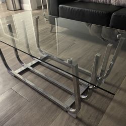 Coffee Table And Side Table 