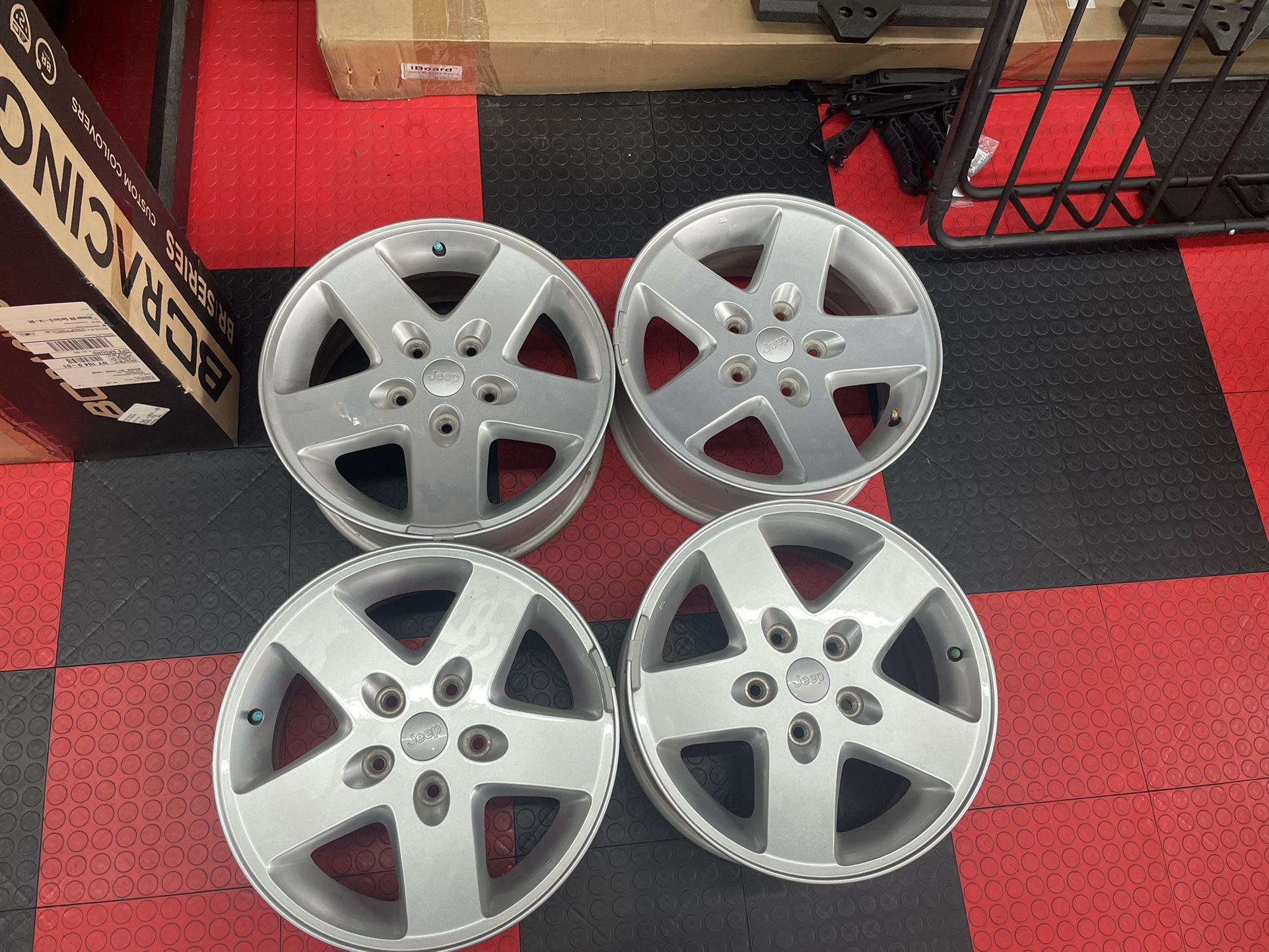  Jeep Wrangler Rims for Sale in The Bronx, NY - OfferUp