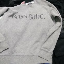 "BOSS BABE." sweatshirt (M)