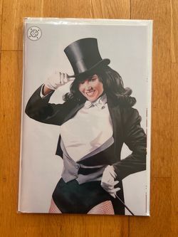 Zatanna Vol 3 Issue 1 Alex Ross DC Comic Book