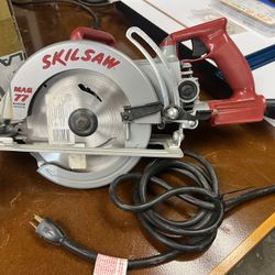 Skip Saw Mag 77 Worm Drive See Pictures For Details