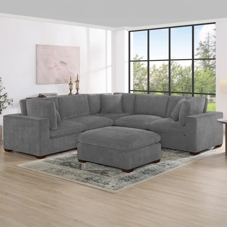 Thomasville Lowell 6 piece Modular Sectional $1299.99