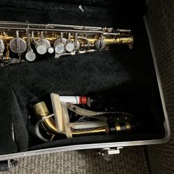 Selmer Bundy 2 - Alto Saxophone