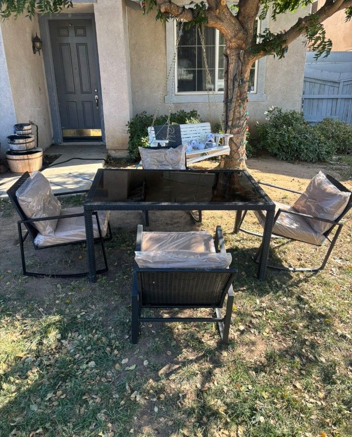 Patio Outdoor Dining Table Set Outdoor Dining Table Set Patio Dining Table Set Five Pieces Brand New Patios Rocking Chairs 🆕