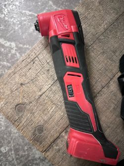 Milwaukee Multi-tool