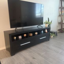Black Sturdy Tv Table 
