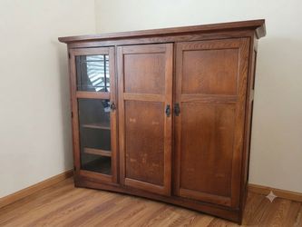 Stickley Style Mission Oak Media Cabinet / Credenza – Leaded Glass