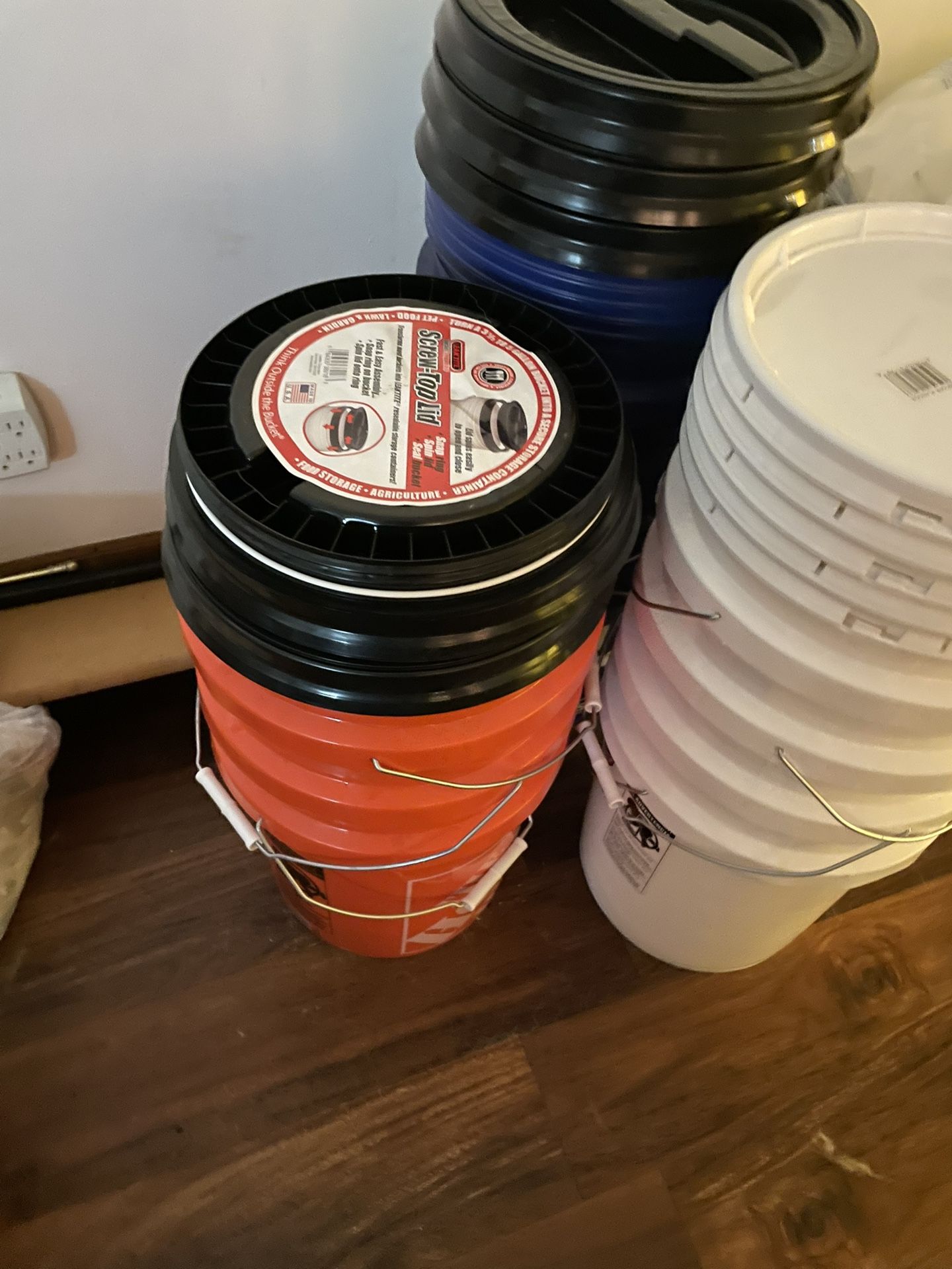 Paint/Grow Buckets