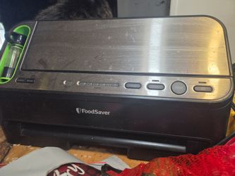 FoodSaver V4400 Series 2-in-1 Vacuum Sealer Machine