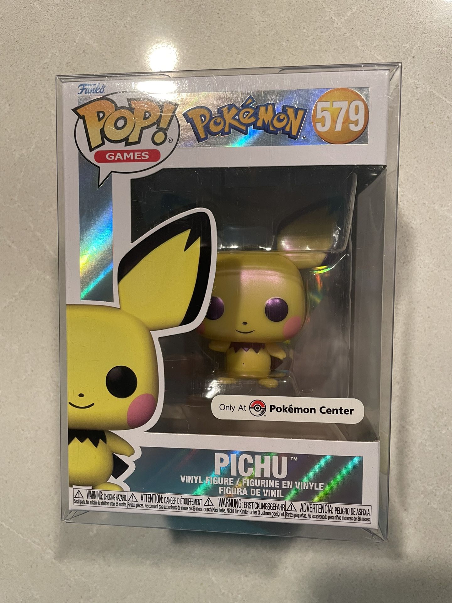 Pearlescent Pichu Pop *MINT* Pokemon Center Exclusive Pokémon 579 with Protector Pikachu Games