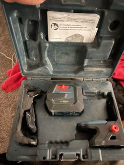 Green dot laser