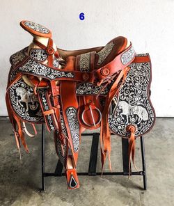 Montura bordada hecha en mexico 🇲🇽