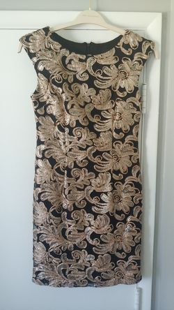 Black and gold dress size 2