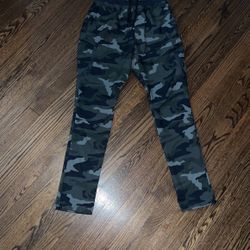 Men’s Under Armour Size Small 