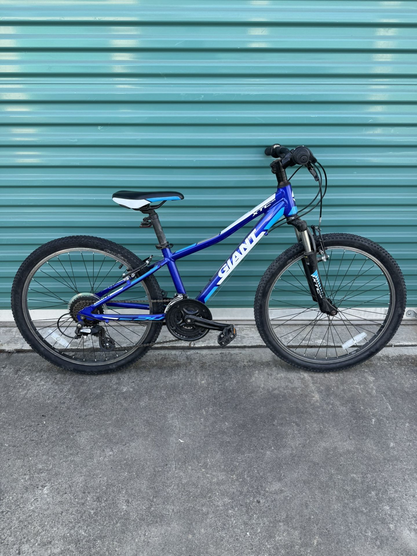 Giant Mountain Bike