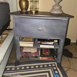 Nightstand/side Table