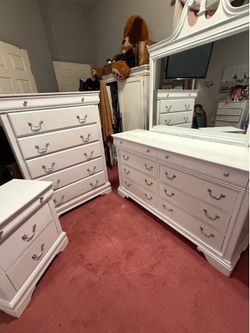 Refinished bedroom set 3 pc