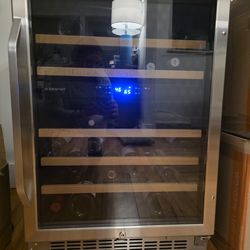 MOVING SALE Zephyr Presrv dual zone Wine Refrigerator
