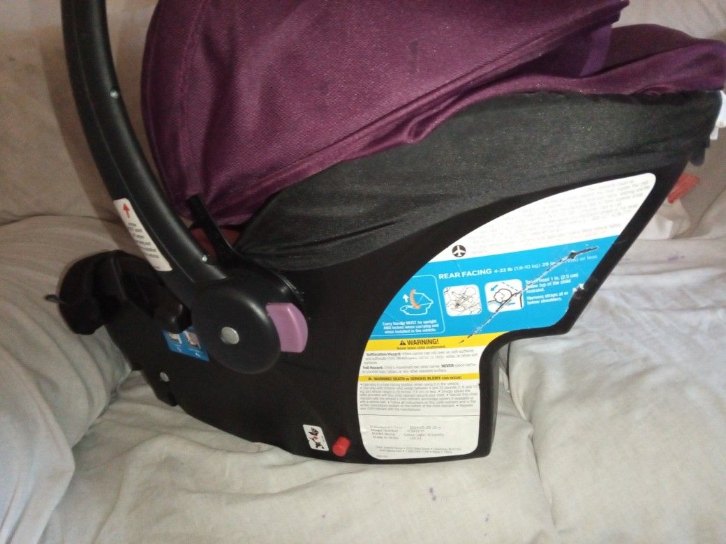 Car Seat Walker And 2 Bronco 