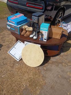 Coffee round table