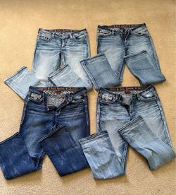 Women’s Size 33 Rock Revival Jeans