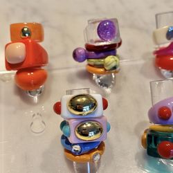 35 FUN 1A CHUNKY RESIN RINGS 