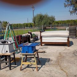 Yard Sale 602 South Spruce Exeter