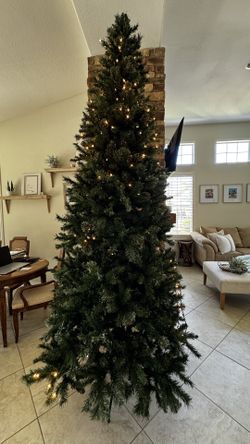 10’ Tall Fake Xmas Tree