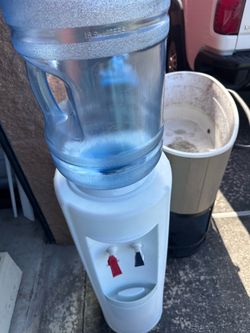 Water cooler dispenser