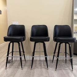 Black leather High Chairs/Bar Stools