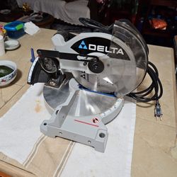 Cross Cutting Angle Saw